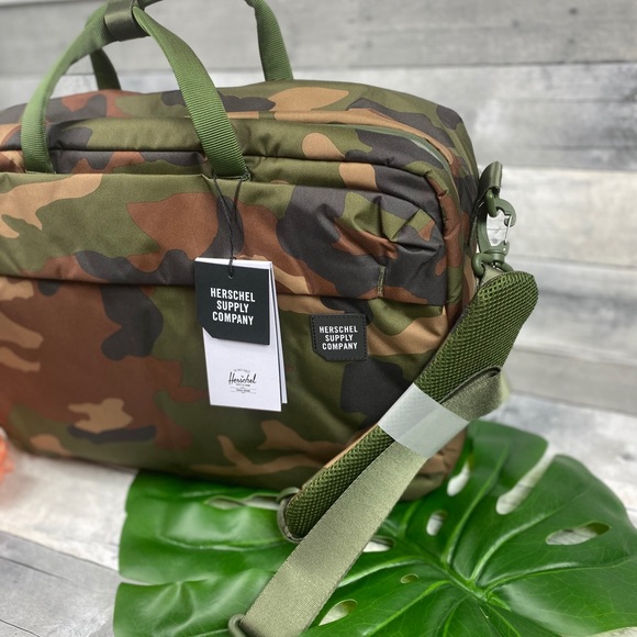 Herschel Camo Britannia xL briefcase bag messenger - Picture 2 of 8
